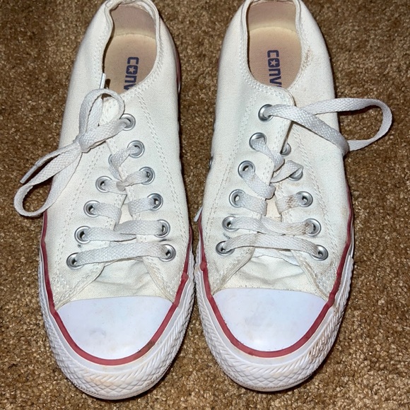 Converse Shoes Low Top White Converse Poshmark